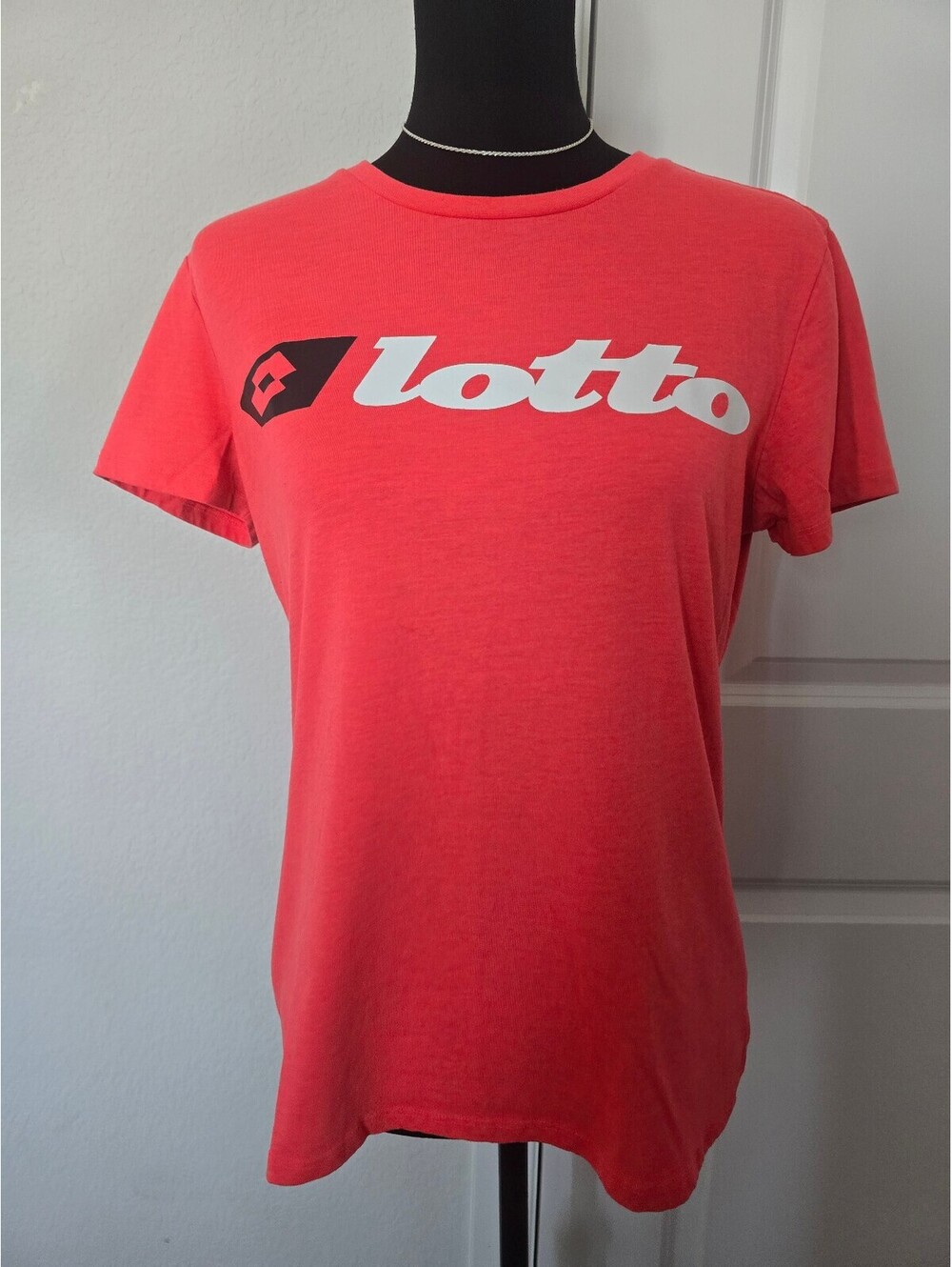 Lotto Life's Red Short Sleeve T-Shirt Size L youth